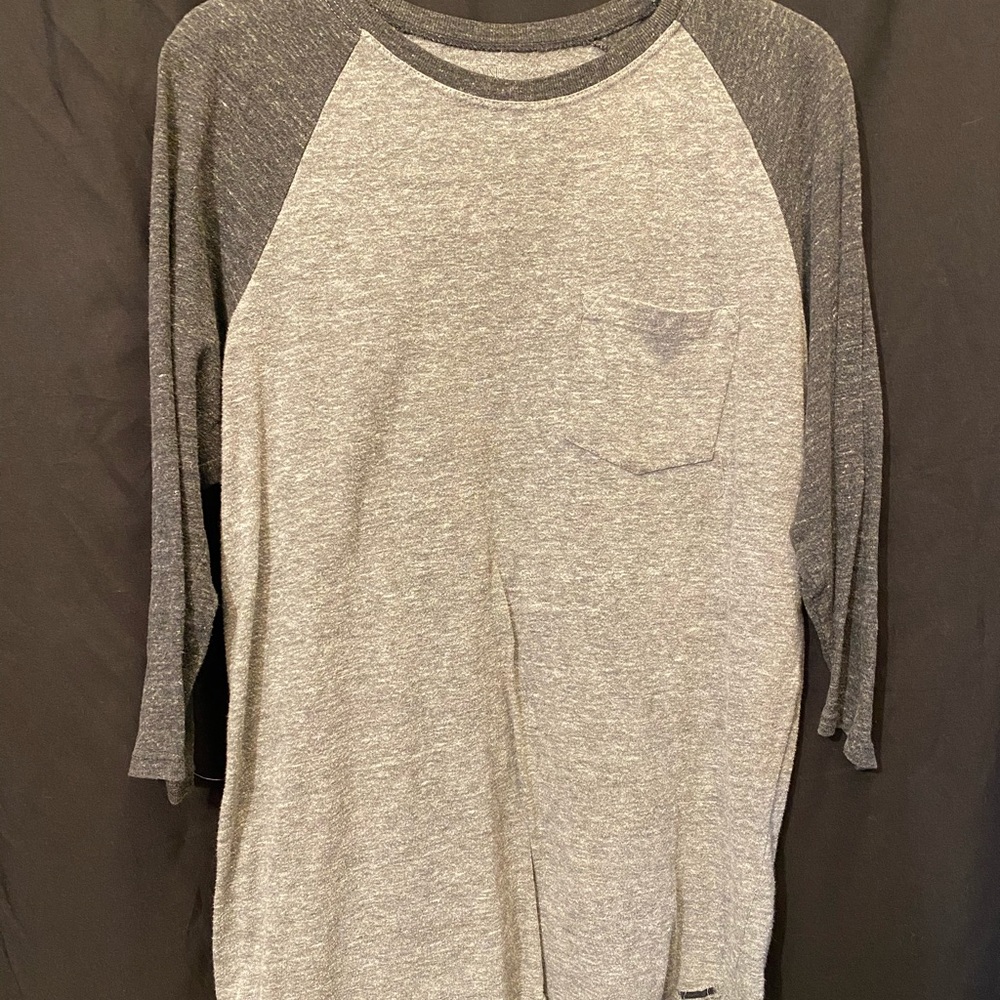 Baseball tee